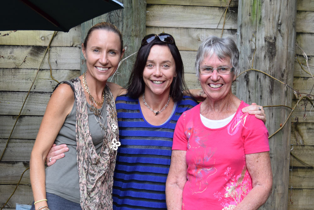 Stephanie - Victoria - Allie