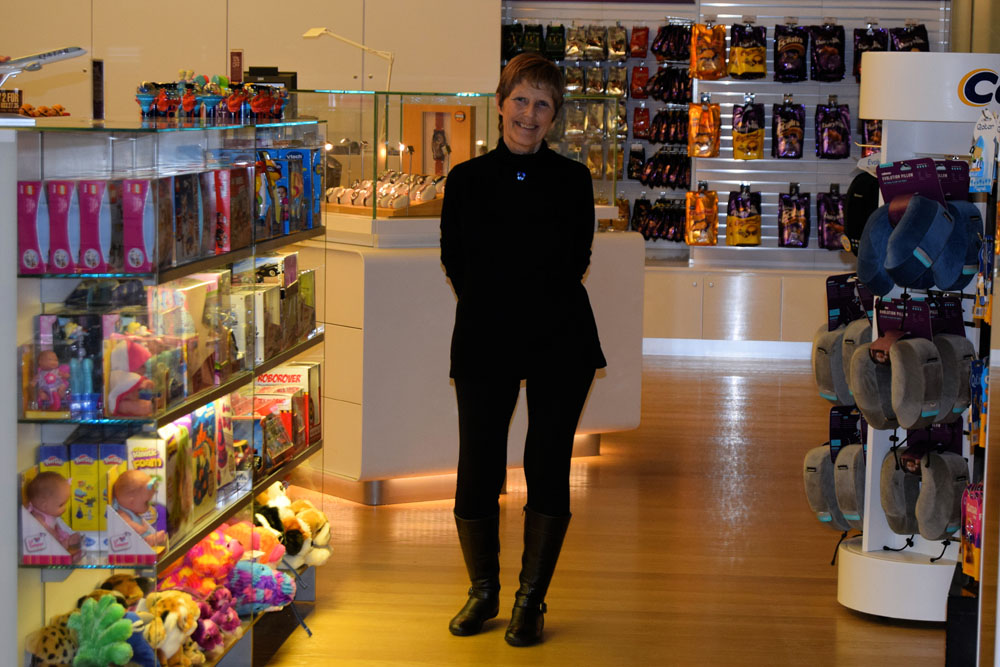 Dale in duty free