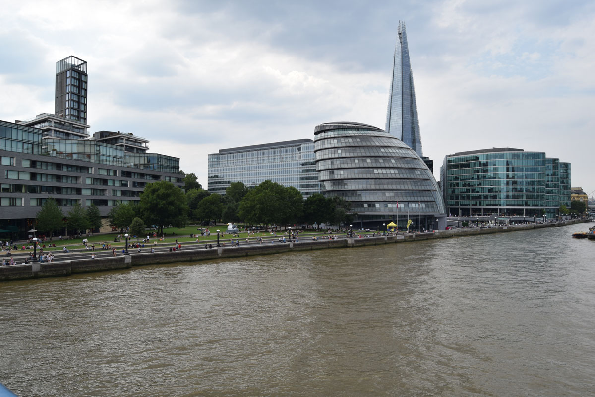 London18n1_023